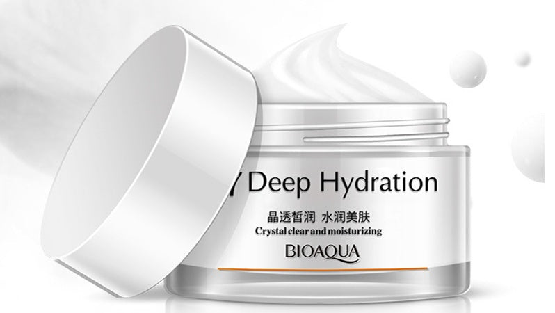 Crystal Clear And Moisturizing V7 Makeup Cream Moisturizing And Brightening The Complexion