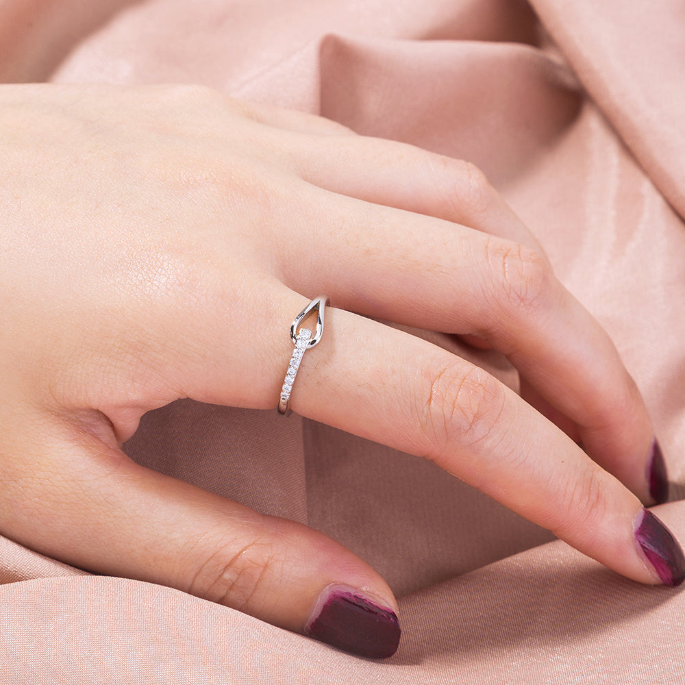 Sparkly zircon adjustable ring
