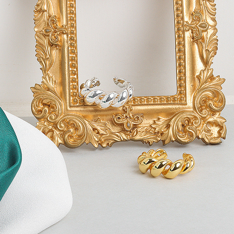 Metal Twist Hollow Index Finger Ring Three-dimensional Gold Plated