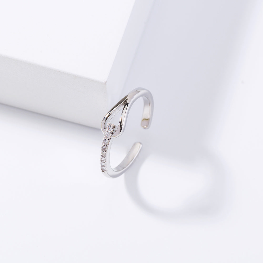 Sparkly zircon adjustable ring