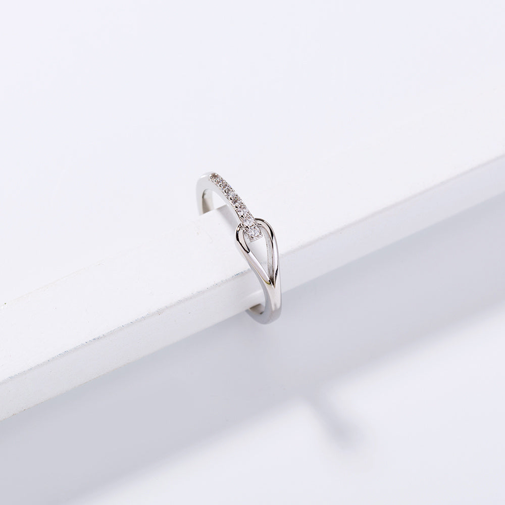 Sparkly zircon adjustable ring