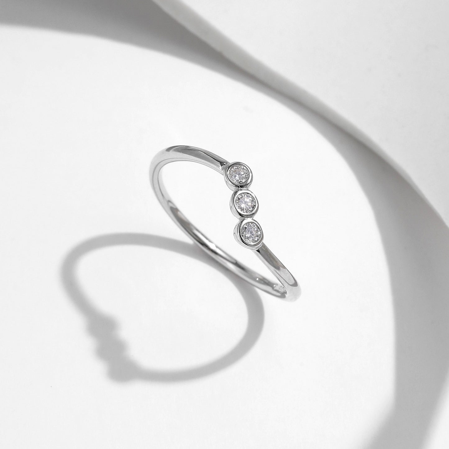 S925 Sterling Silver Affordable Luxury Style Irregular Design Bright Row Diamond Ring